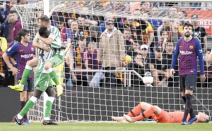 Le Barça battu chez lui, le Real fortifie Solari