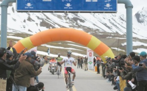 Au Pakistan, le Tour de l'impossible grimpe aussi haut que le Mont Blanc