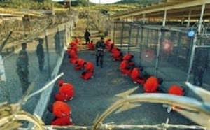 Une prison très controversée : L'Europe frileuse dans l'accueil d'anciens détenus de Guantanamo