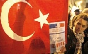 La tension monte entre Paris et Ankara : La Turquie condamne le vote du Sénat français sur les génocides
