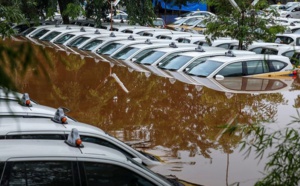 43 morts et une dizaine de disparus dans des inondations en Indonésie