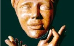 En Inde, les sculpteurs de divinités  immortalisent désormais les défunts