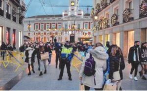 Les fêtards défient le Covid-19 et la police à Madrid