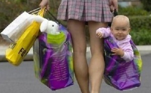 Insolite : “Ma maman est partie faire du shopping”