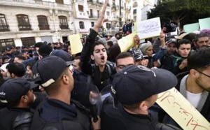 Enquête à Alger après des accusations de torture d' un étudiant