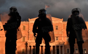 Tollé en Grèce suite à une intervention de musclée de la police pour faire respecter le confinement