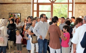 Des artistes rurales d'Alma exposent leurs “rêves de femmes” à Agadir