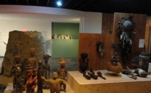 Le musée de Kinshasa a de grandes collections mais une seule salle