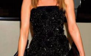 Jennifer Aniston a volé une robe