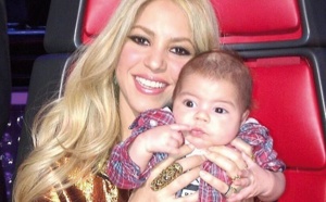 People :Shakira scotchée à son fils