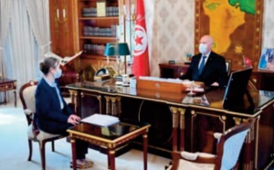 La Tunisie se dote d' un nouveau gouvernement