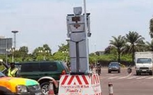 Rêve de conquête du monde pour les robots routiers de Kinshasa