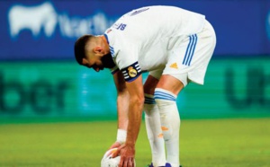 Benzema se rate mais le Real Madrid se rue vers le titre