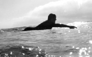Loin des images de guerre, le Liberia, nouveau paradis des surfeurs
