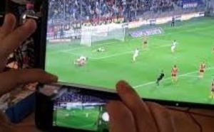 Les mini-vidéos de foot font  grincer les dents des télés