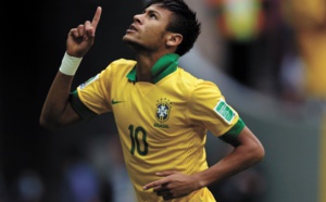 Top 20 des sportifs les mieux payés en 2014 : Neymar Brésil (Football)