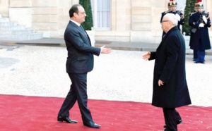 ​Tapis rouge au Président tunisien à Paris