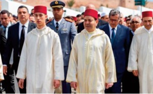 Prières rogatoires accomplies à Al-Masjid Al-Aâdam à Rabat en présence de SAR le Prince Héritier Moulay El Hassan et de SAR le Prince Moulay Rachid