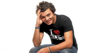 Kev Adams  au Studio des  arts vivants  à Casablanca