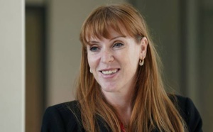 Angela Rayner. Une vice-Première ministre au parcours hors norme