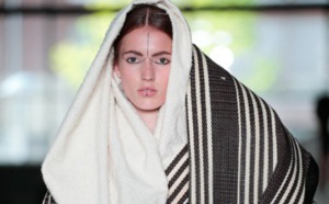 Le designer Karim Adduchi rend hommage à l'héritage culturel amazigh