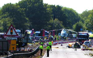 Sept morts dans le crash d'un avion lors d'un meeting aérien en Grande-Bretagne