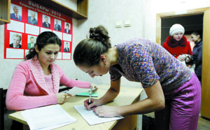 Les Bélarusses  aux urnes pour élire leur président