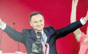 La victoire des populistes paraît certaine en Pologne. Sa portée reste inconnue