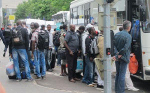 Manifestation aux Pays-Bas contre un projet de centre pour demandeurs d'asile