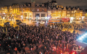 A Londres, chants et danses pour rendre hommage à David Bowie