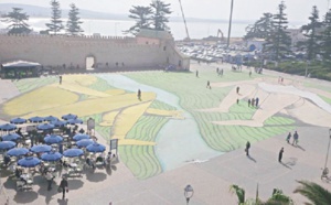 Giacomo Bufarini réalise la plus grande fresque d'Afrique du Nord à Essaouira