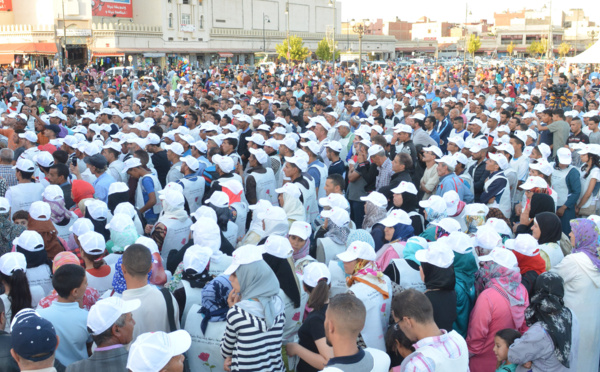 Meeting électoral de Driss Lachguar sur la place historique  Bab Sidi Abdelouahab devant des milliers d’Oujdis 