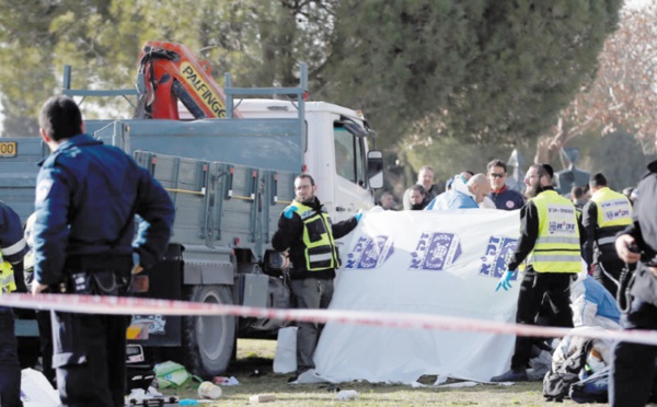 Quatre morts dans une attaque au camion bélier à Al-Qods