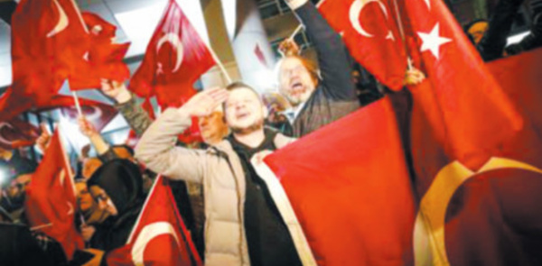 La crise entre la Turquie  et les Pays-Bas s'amplifie