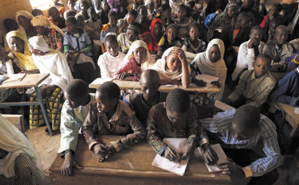 Une école saccagée et incendiée dans le centre du Mali