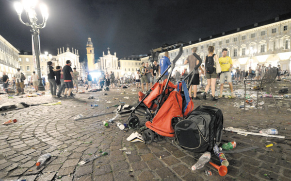 Un millier de blessés dans un mouvement de panique à Turin