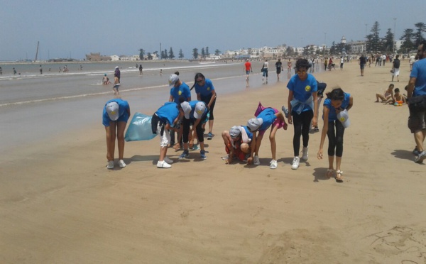 Actions citoyennes pour des plages propres à Essaouira