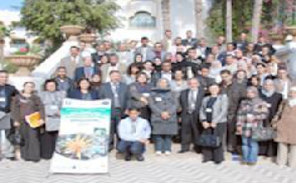 Symposium à Agadir : Les vertus des composés phénoliques en débat