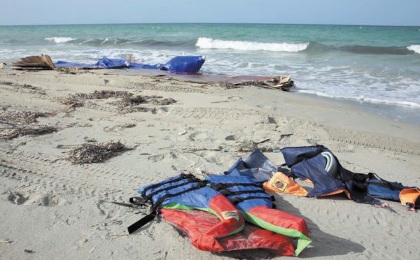 Une centaine de migrants disparus en Méditerranée