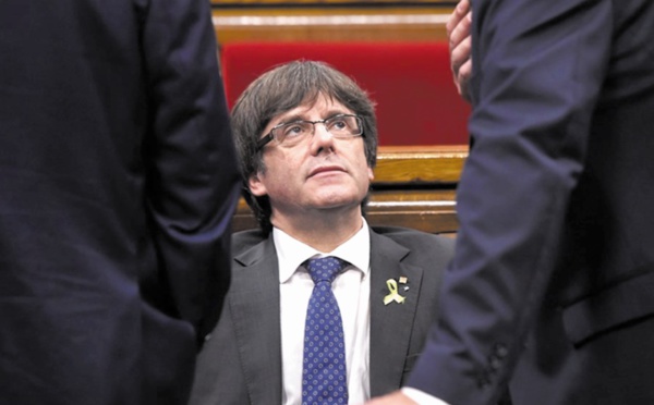 L’investiture de Carles Puigdemont reportée