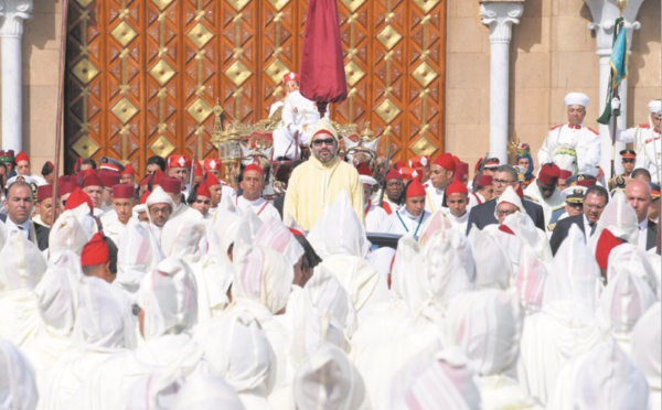 S.M le Roi préside la cérémonie d'allégeance