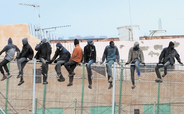 200 migrants irréguliers entrent en force à Mellilia