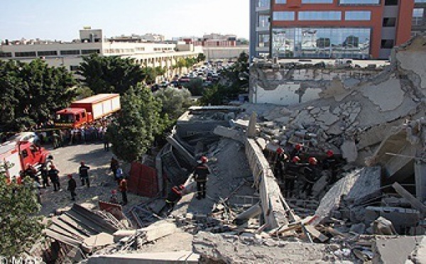 Effondrement du plafond d’une usine à Casablanca : 1 mort et 22 blessés