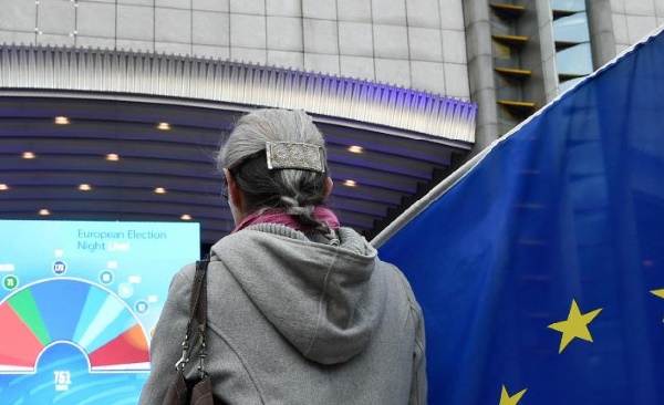 Les européennes refont l’Europe :  Les écolos percent, les populistes s’installent et les partis traditionnels régressent