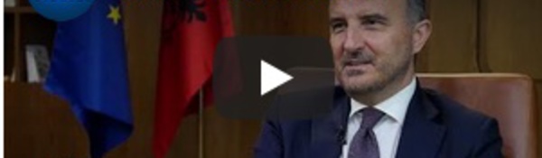 Pour réussir l'adhésion à l'UE, l'Albanie doit sortir de l'impasse politique