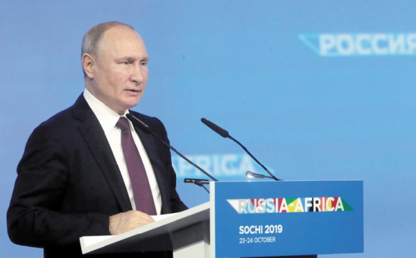 A Sotchi, Poutine annonce ses ambitions pour l'Afrique