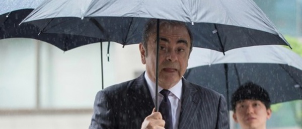 Ghosn demande l'abandon des poursuites au Japon