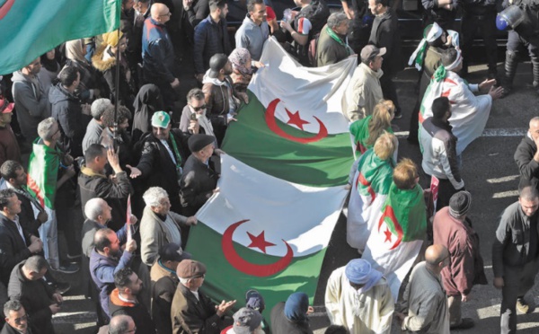 Nouvelle prolongation de la garde à vue de militants du Hirak algérien