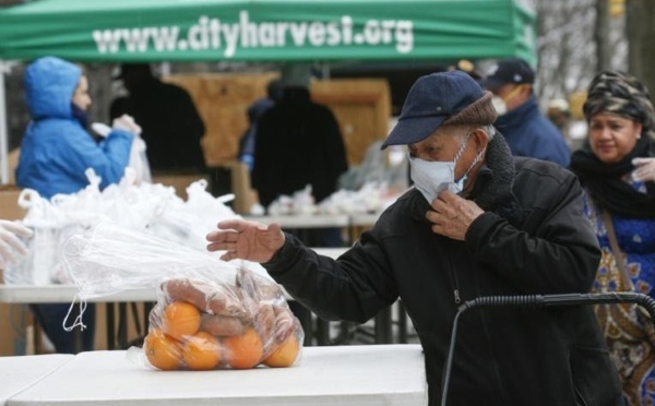 La demande explose pour les banques alimentaires new-yorkaises