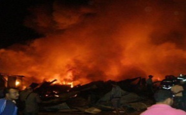 Témara: Violent incendie dans un souk de commerce du bois